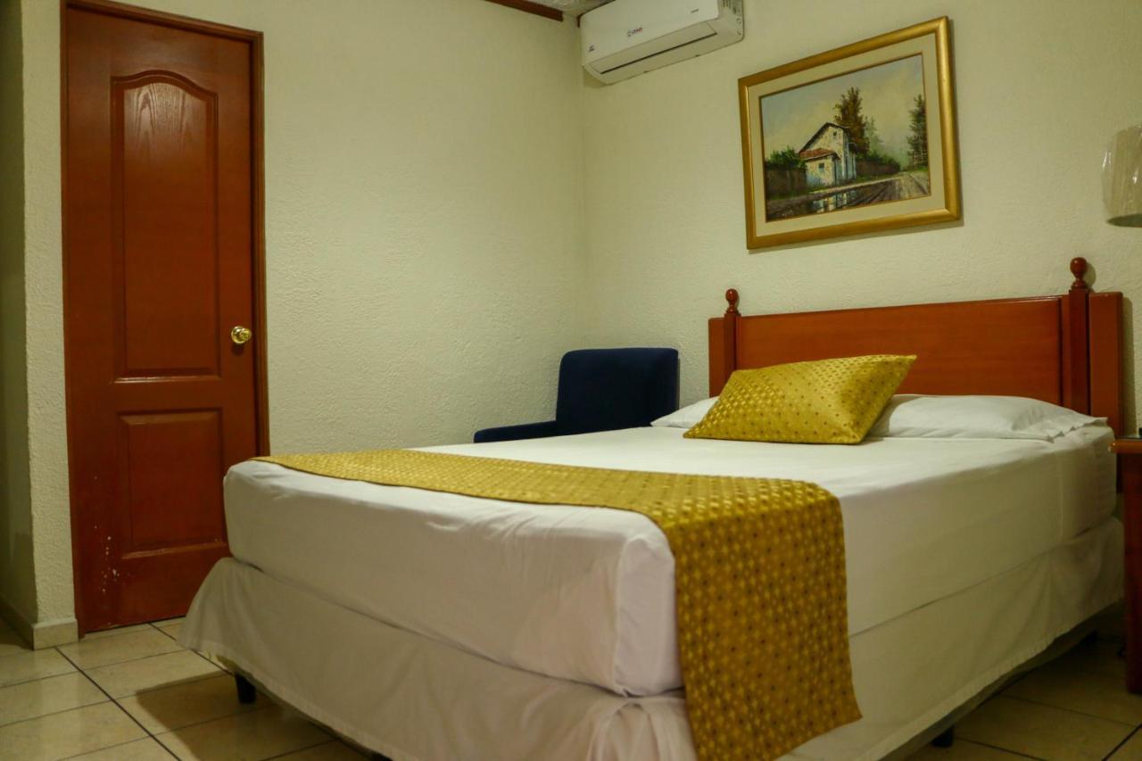 Hotel Villa Serena Escalon San Salvador Ngoại thất bức ảnh