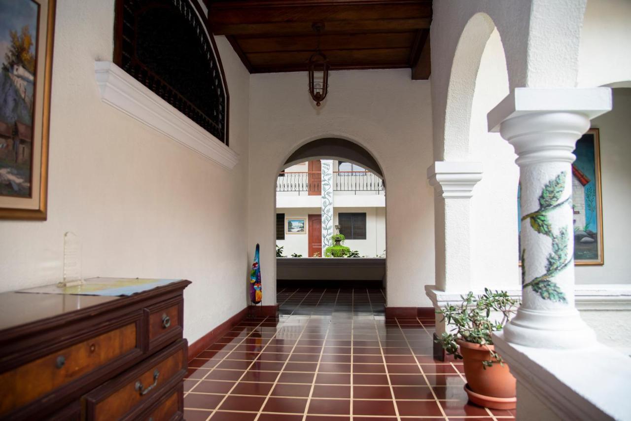 Hotel Villa Serena Escalon San Salvador Ngoại thất bức ảnh