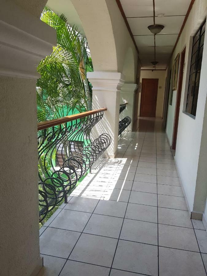 Hotel Villa Serena Escalon San Salvador Ngoại thất bức ảnh