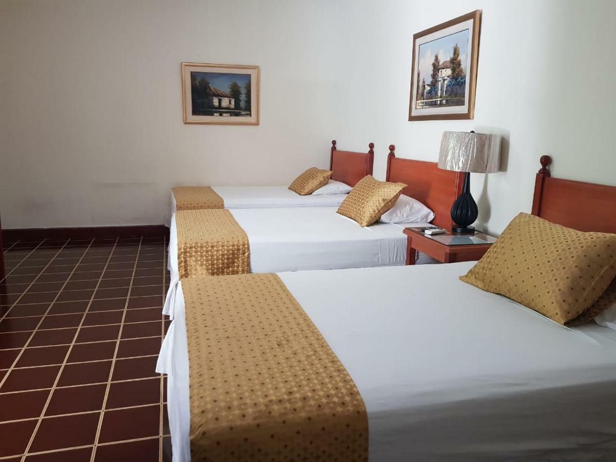 Hotel Villa Serena Escalon San Salvador Ngoại thất bức ảnh